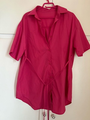 Fuchsia short-sleeve shirt Shein like new, size M