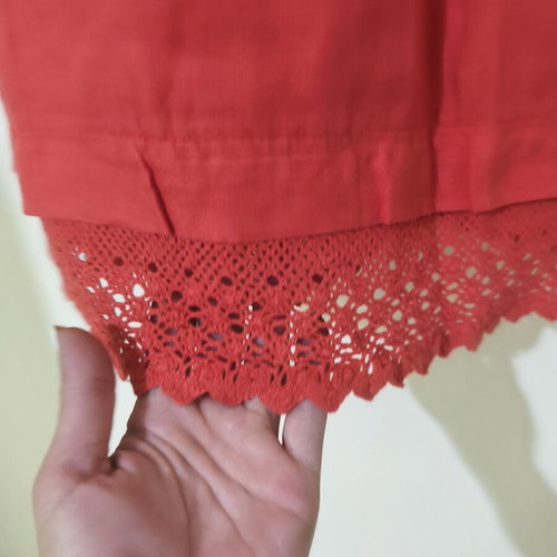 Linen dress coral with lace details like new, sizes L-XL