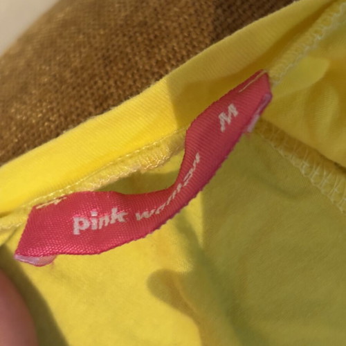 Yellow top size M like new
