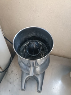 Επαγγελματικός στίφτης πορτοκαλιών