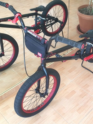 BMX Stolen Cheater V7 like new, 20 inch black