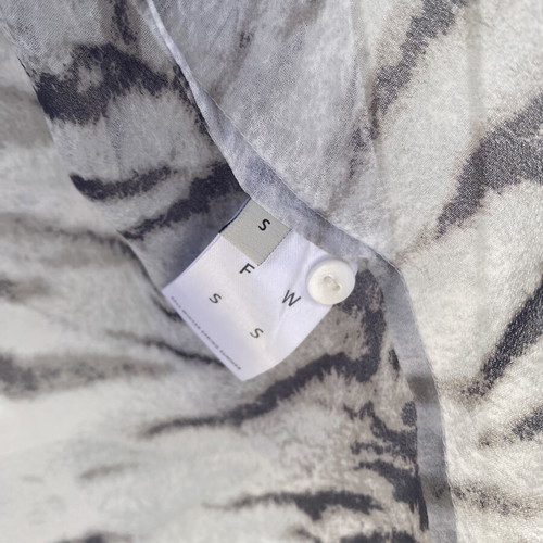 Animal Print Women Shirt like new, size S, polyester chiffon