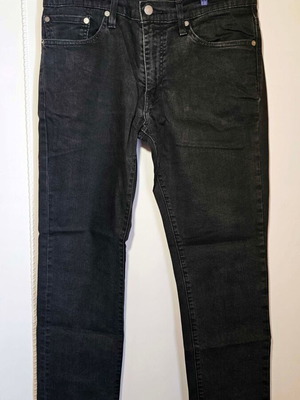 Levi's men's jeans, size M, black