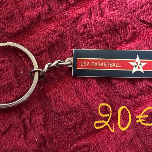 USA Olympic Basketball Team 2004 Keychain new, authentic