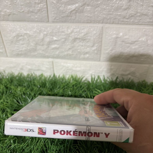 Pokémon Y Version Nintendo 3DS sealed