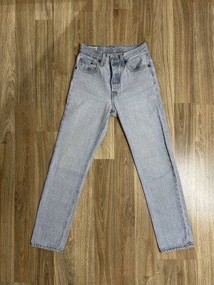 Levi's 501 jeans like new