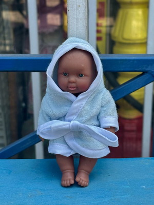 Candy World Baby Doll 2002 used, 14 cm with bathrobe