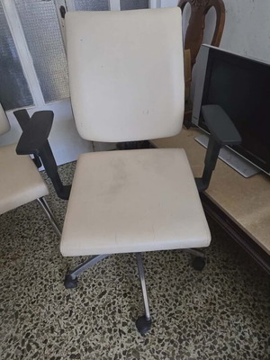 Office chairs leather used, set of 2, small wear