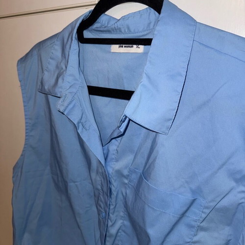 Pink Woman women's shirt XL light blue like new