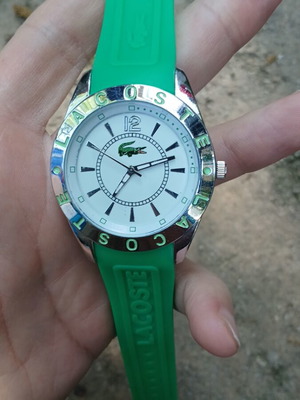 Lacoste watch like new, green and silver unisex