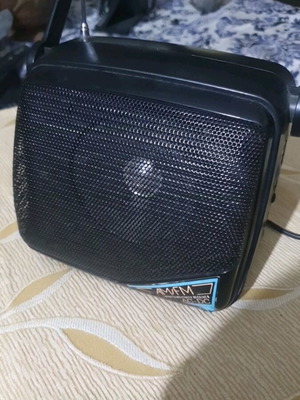 Silver FM/AM ραδιόφωνο μεταχειρισμένο με καλή εμβέλεια και στιβαρή κατασκευή