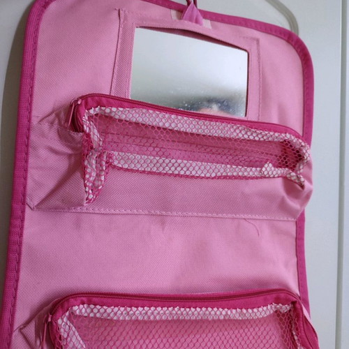 Toiletry bag that opens used for travel