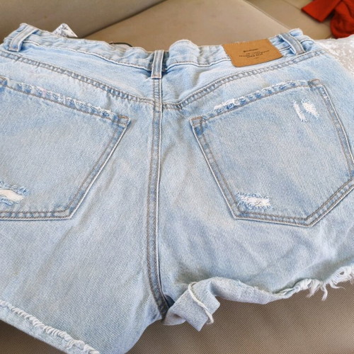 Stradivarius denim shorts like new, size 40