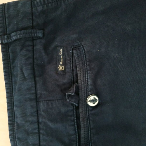 Men's blue bermuda shorts like new, slight fading front
