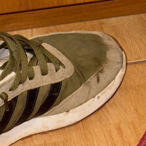 Adidas sneakers size 44, like new, khaki and black