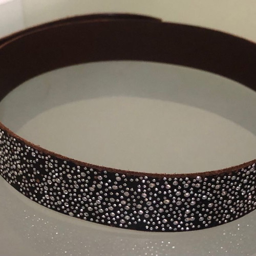 Benetton women's leather belt like new with small rhinestones 1m