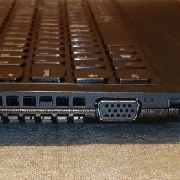 Lenovo G50-80 laptop 15.6" i3-4005U 8GB RAM Samsung SSD 128GB