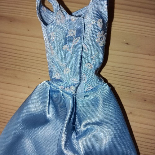 Barbie Snow White 01 dress