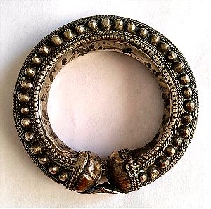 Ethnic tribal antique bracelet!