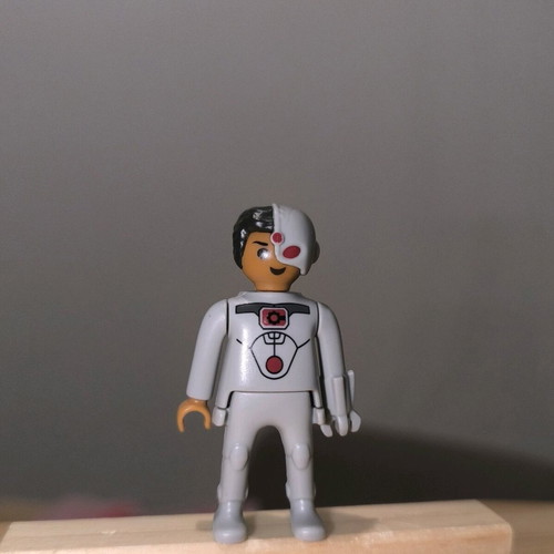 Cyborg Dc Playmobil Kinder Egg Surprise figure like new