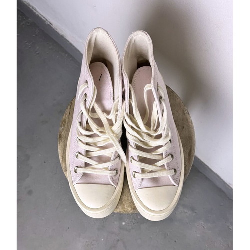 Converse platform sneakers like new, pastel lilac