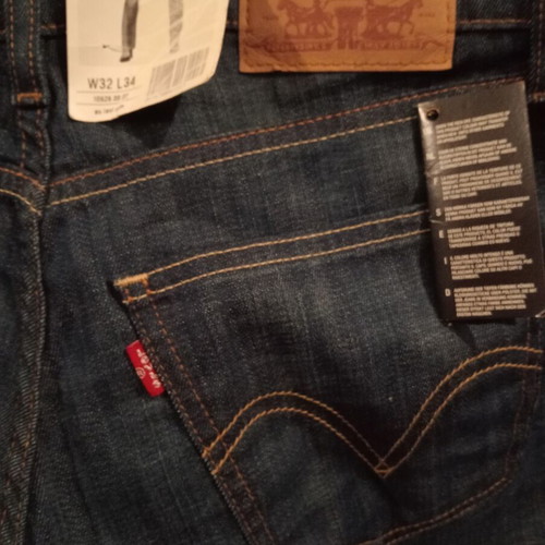 Levi's 10528 Straight Jeans New, W32/L34, Dark Blue