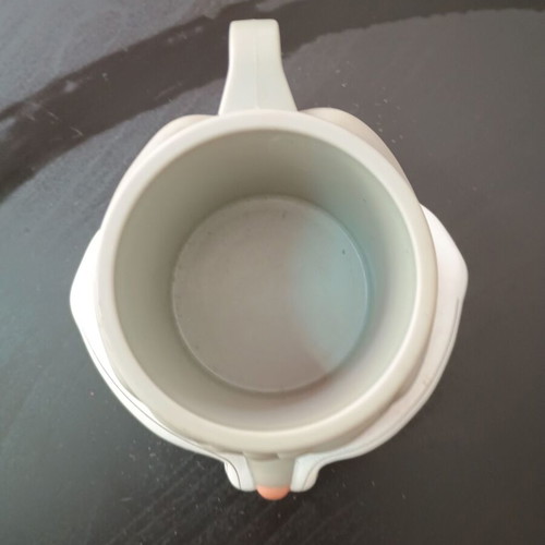 Looney Tunes Bugs Bunny collectible plastic mug used, very good condition