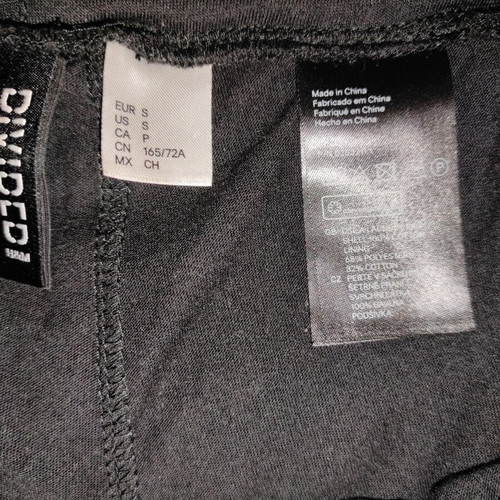Lace shorts with lining black Divided S like new