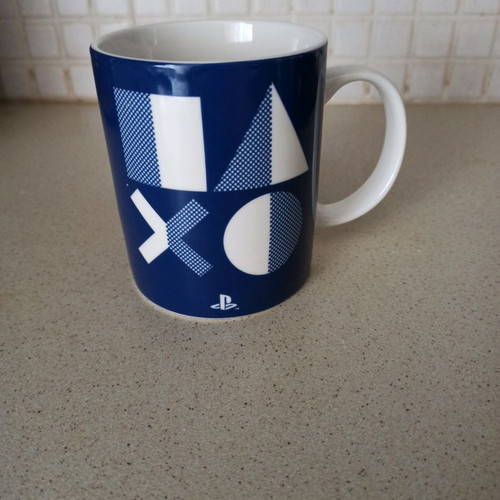 Play Station mug used