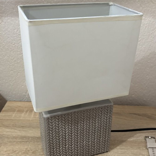 Table lamp set like new, pair