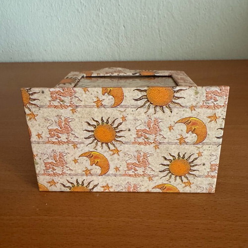 Letter writing set new, 7 envelopes and 16 sheets