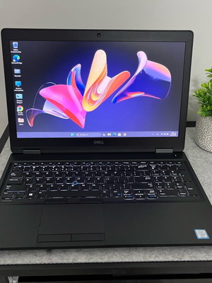 Laptop Dell Latitude 5580 σαν καινούργιο με Intel Core i5, 8GB RAM, 240GB SSD, Windows 11 και Office