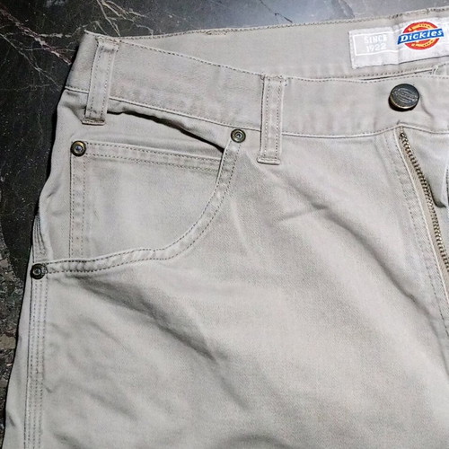 Dickies jean shorts like new, stone beige color, size 32