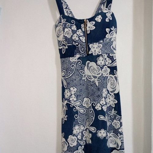 Women's short dress new, size M/L, blue with zipper
