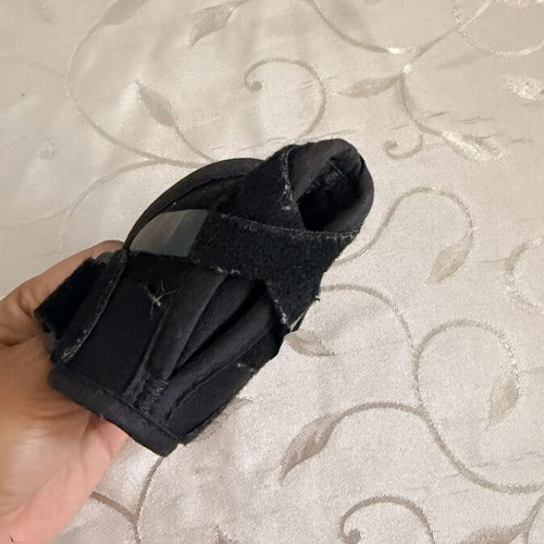 Thumb and wrist brace like new, size S