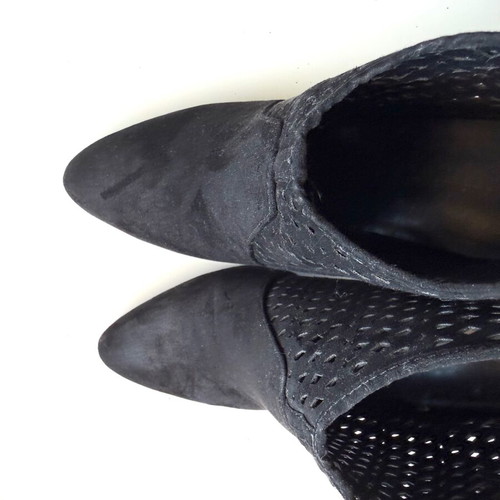 Zara women's ankle boots used, black, size 40, suede