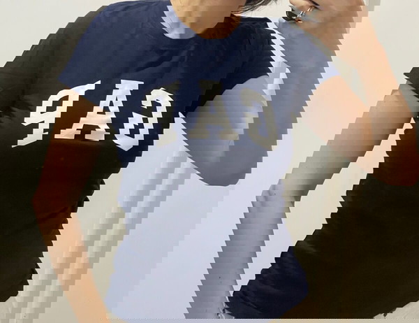 Gap T-shirt