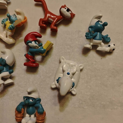Smurfs Peyo figures used, pack