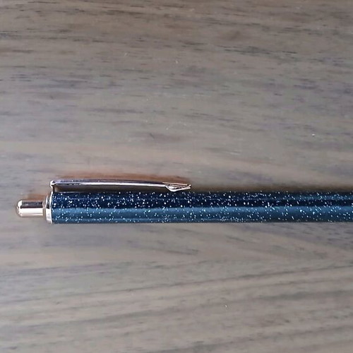 Metal pen with glitter and spare refill new