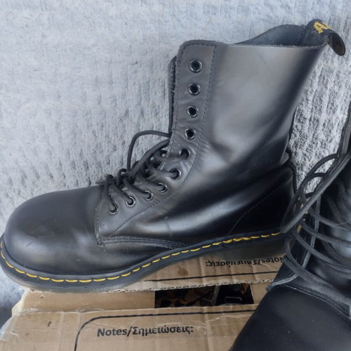 Dr. Martens 1919 Steel Toe Leather Boots size 45 like new, black