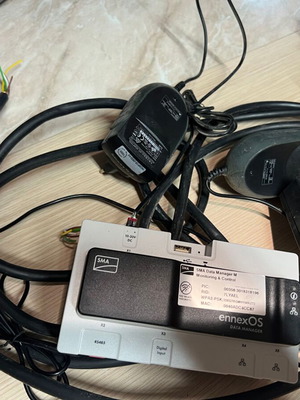 SMA Data Manager M Monitoring and Control ennexOS μεταχειρισμένο με Power Injector και καλώδια