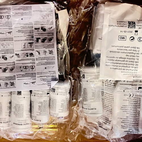First Aid Kit Car Fabric Certified DIN 13164 new