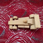 Ξύλινα παιχνίδια συναρμολογημένα / Wooden constructions from the 80s