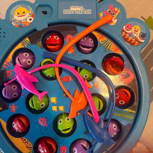 Pinkfong Baby Shark Let's Go Hunt Fishing Game μεταχειρισμένο