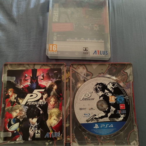 Persona 5 Royal Ultimate Collector's Bundle PS4 like new