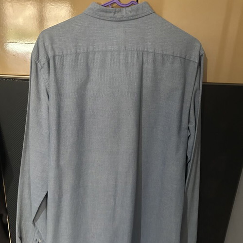 H&M light blue shirt size L