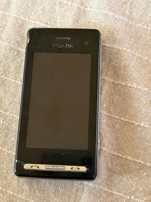 LG KF900 Prada phone used, for spare parts