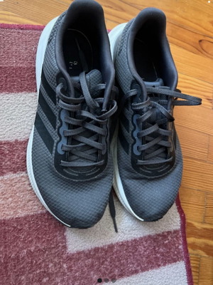 Adidas спортни обувки, номер 42.5, зелени