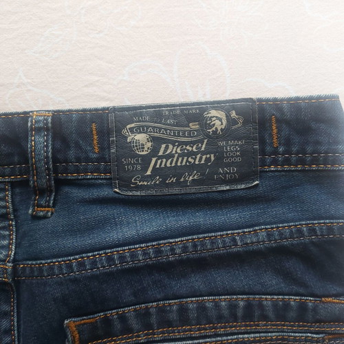 Diesel Industry Jeans size 33 like new, blue rigid denim
