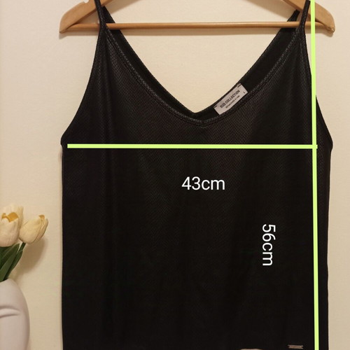 BSB leather-look black top like new, sleeveless
